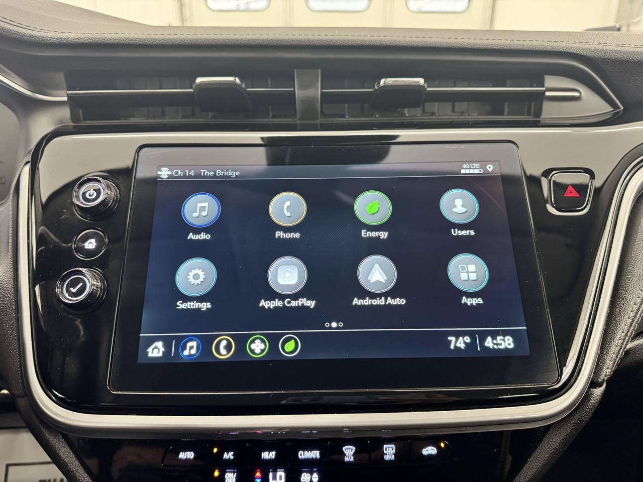Used 2023 Chevrolet Bolt EUV LT FWD image 28
