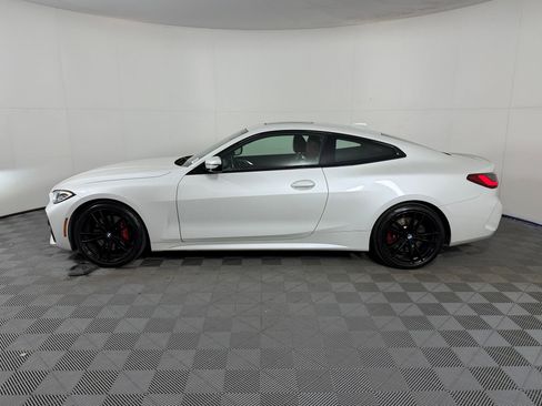 Used 2022 BMW 430i Coupe w/ M Sport Package image 2