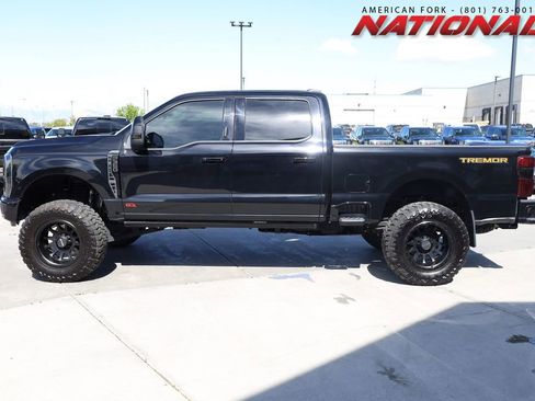 Used 2023 Ford F350 Lariat w/ Lariat Ultimate Package AWD/4WD image 3