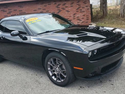 Used 2018 Dodge Challenger GT w/ Blacktop Package image 5