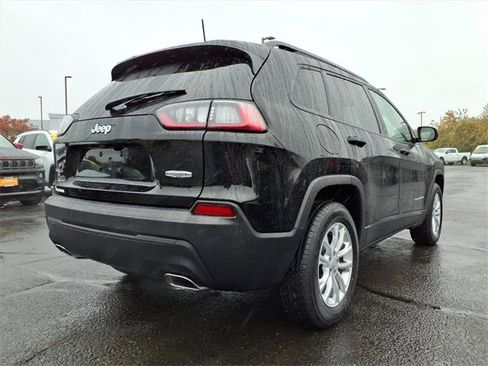 Certified 2022 Jeep Cherokee Latitude Lux image 3