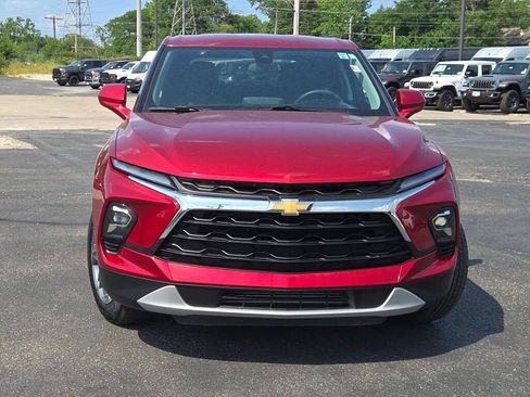 Used 2023 Chevrolet Blazer LT w/ Driver Confidence Package AWD/4WD image 3