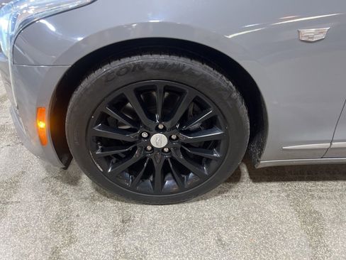 Used 2016 Cadillac CT6 Luxury image 2