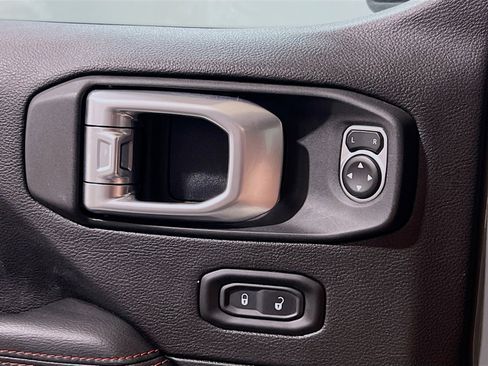 Used 2020 Jeep Gladiator Rubicon image 11