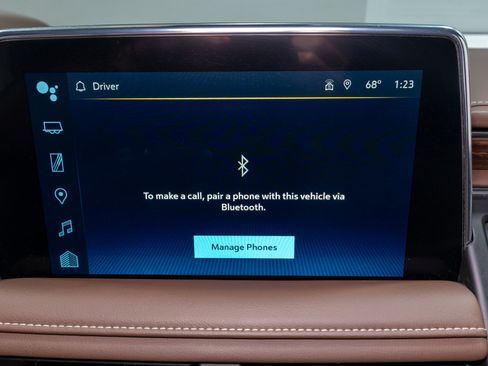 Used 2024 Chevrolet Suburban High Country image 19