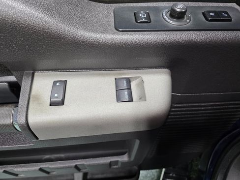 Used 2014 Ford F250 Lariat w/ Chrome Package image 20