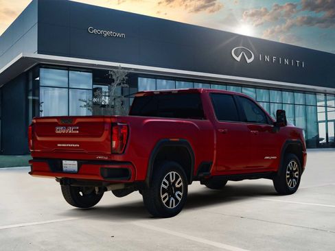 Used 2022 GMC Sierra 2500 AT4 w/ AT4 Premium Plus Package AWD/4WD image 6