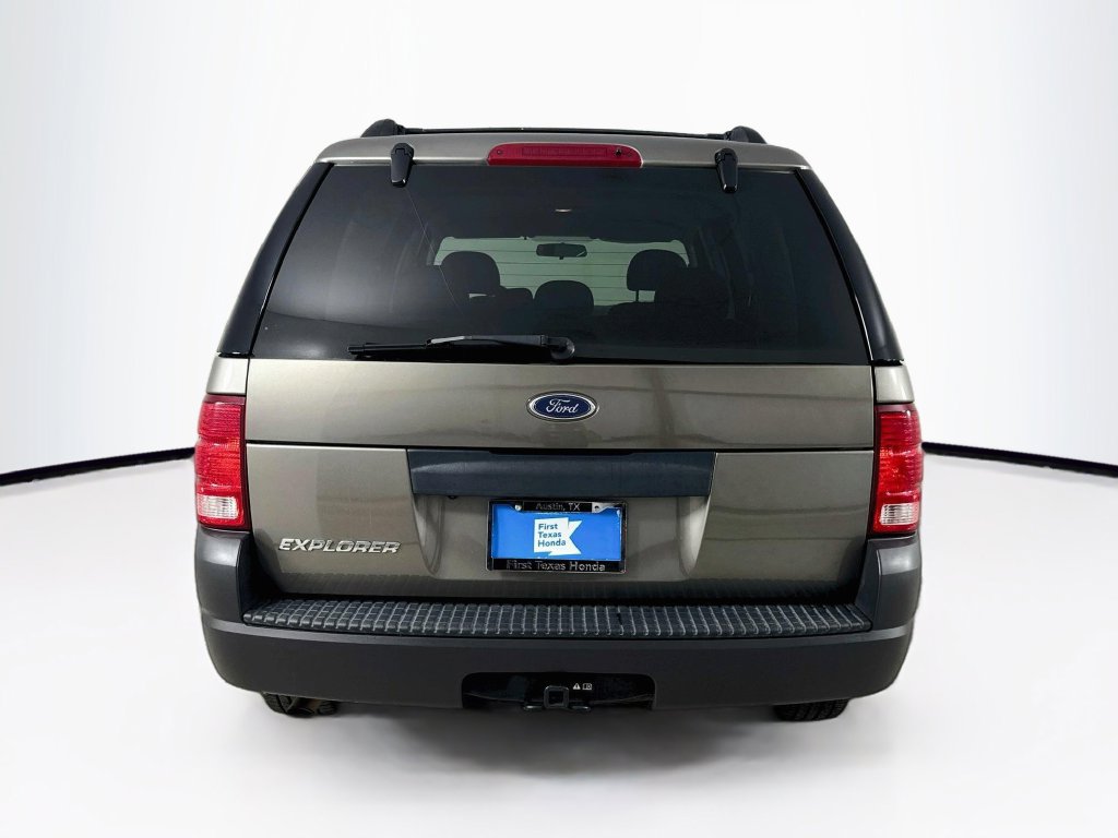 Used 2004 Ford Explorer XLS RWD image 6