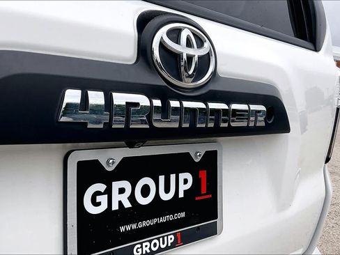 Used 2016 Toyota 4Runner TRD Pro AWD/4WD image 30