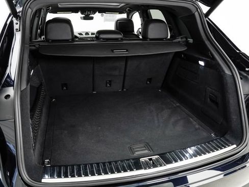 Certified 2021 Porsche Cayenne AWD/4WD image 28