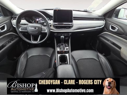 Used 2022 Jeep Compass Latitude w/ Convenience Group image 6