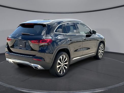 Used 2023 Mercedes-Benz GLA 250 image 11