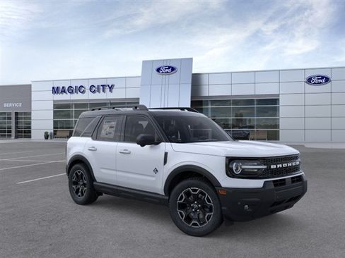 New 2026 Ford Bronco Sport Outer Banks w/ Outer Banks Tech Package+ AWD/4WD image 7