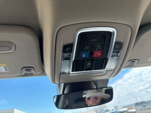 Used 2022 RAM 1500 Laramie image 31