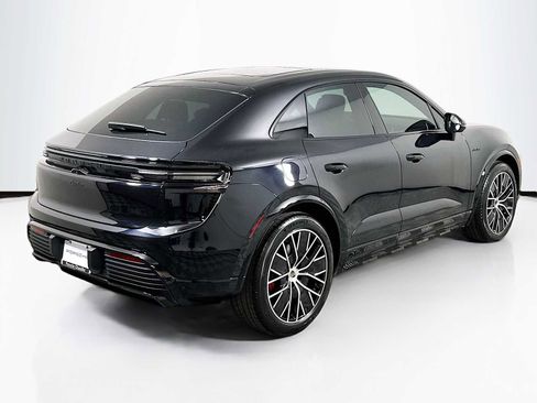 New 2025 Porsche Macan Turbo Electric image 9