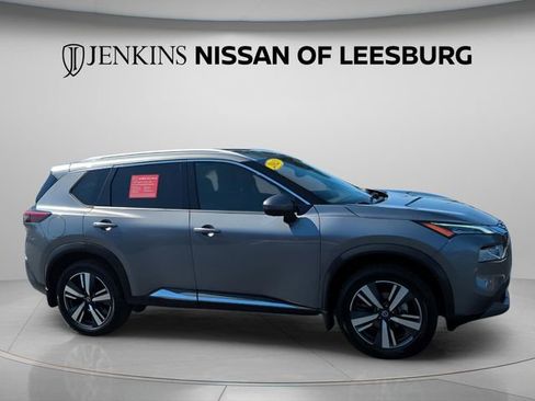 Certified 2021 Nissan Rogue SL w/ Premium Package FWD image 2