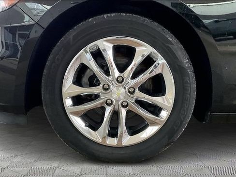 Used 2018 Chevrolet Malibu LT image 21