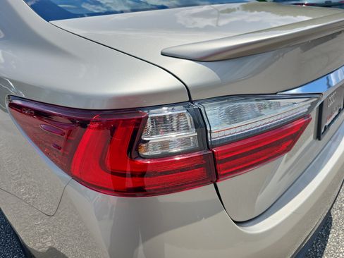 Used 2016 Lexus ES 350 FWD image 31