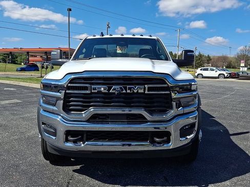New 2026 RAM 5500 Tradesman w/ Chrome Appearance Group AWD/4WD image 2