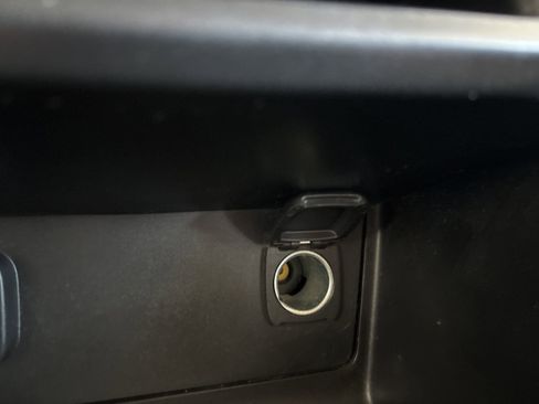 Used 2021 Chevrolet Colorado W/T w/ Custom Special Edition image 36