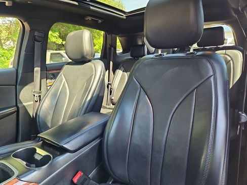 Used 2020 Lincoln Nautilus Reserve w/ Monochromatic Package AWD/4WD image 25