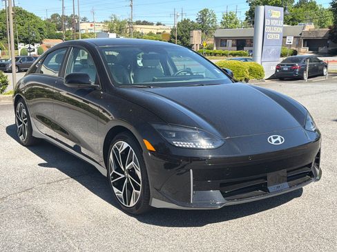 Used 2024 Hyundai Ioniq 6 SEL RWD image 3