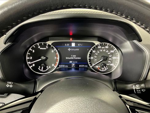 Certified 2024 Nissan Altima 2.5 SV w/ SV Premium Package FWD image 13