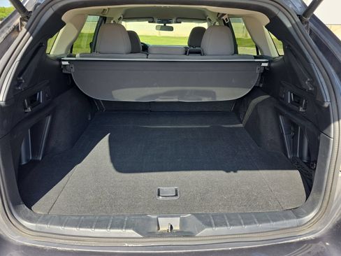 Used 2023 Subaru Outback Premium AWD/4WD image 29
