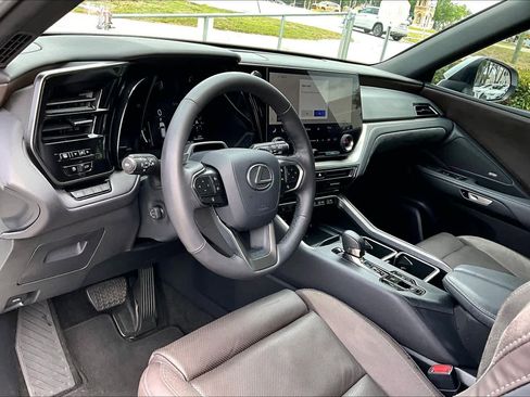 Used 2024 Lexus TX 350 FWD w/ Technology Package image 18