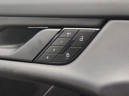 New 2026 Porsche Taycan 4S AWD/4WD image 21