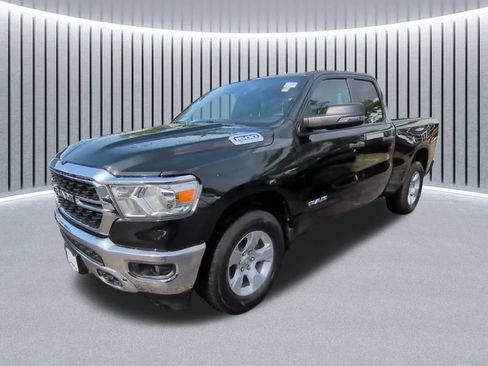 Used 2023 RAM 1500 Big Horn AWD/4WD image 4