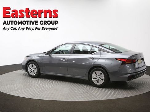 Used 2024 Nissan Altima 2.5 S image 62