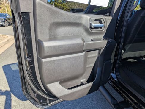 Used 2025 Chevrolet Silverado 1500 Custom Trail Boss w/ Turbomax Blackout Package image 29