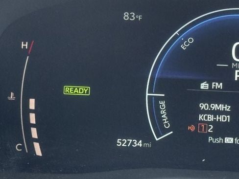 Used 2025 Toyota Camry LE FWD image 16