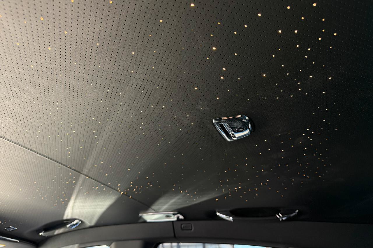Used 2016 Rolls-Royce Ghost RWD image 22