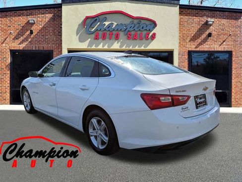 Used 2020 Chevrolet Malibu LS w/ Driver Confidence Package II image 9