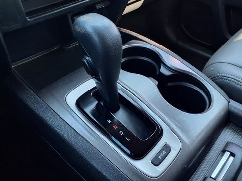 Certified 2017 Honda Pilot EX image 11