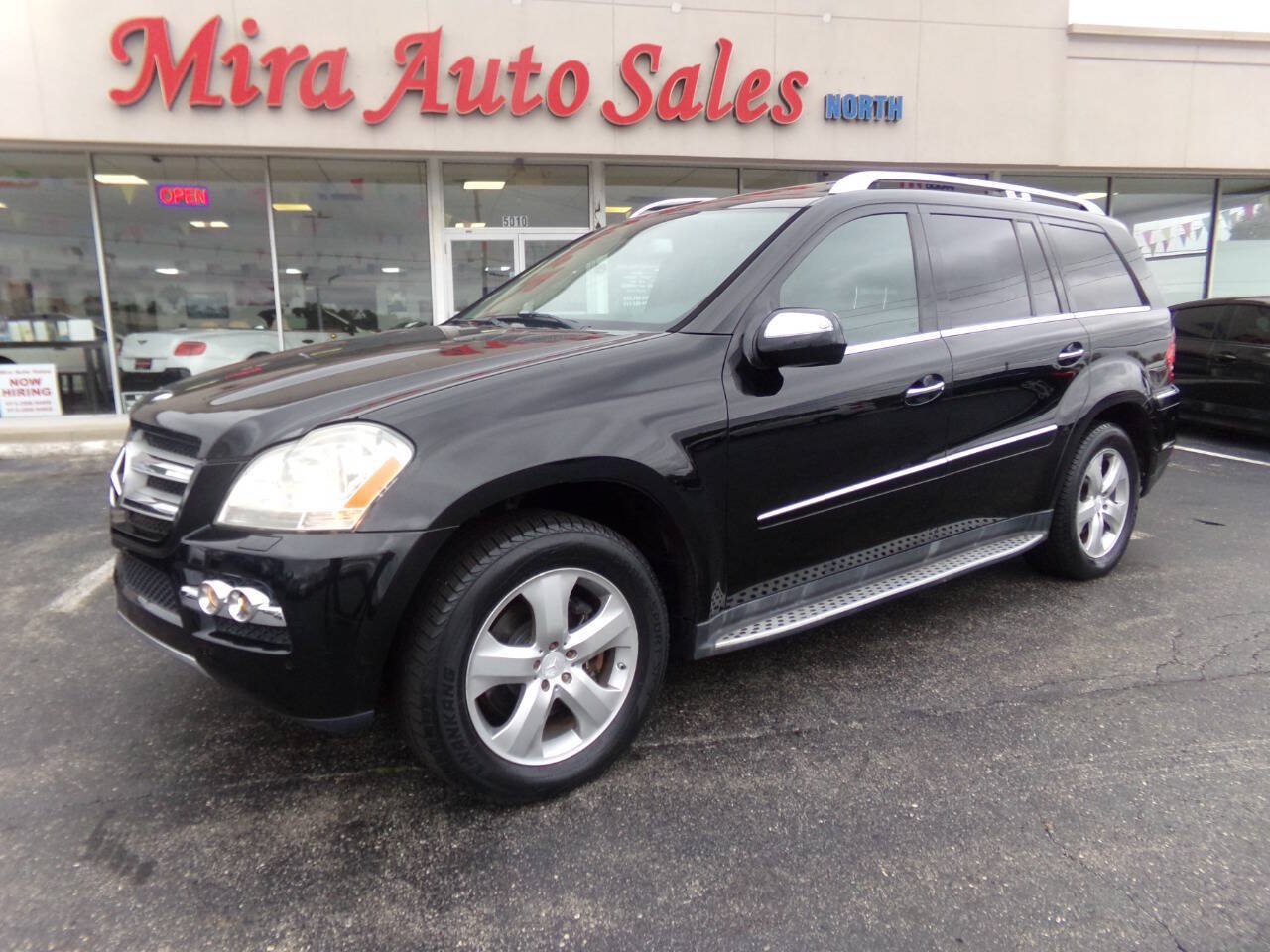 Used 2010 Mercedes-Benz GL 450 4MATIC w/ Premium 1 Pkg image 1