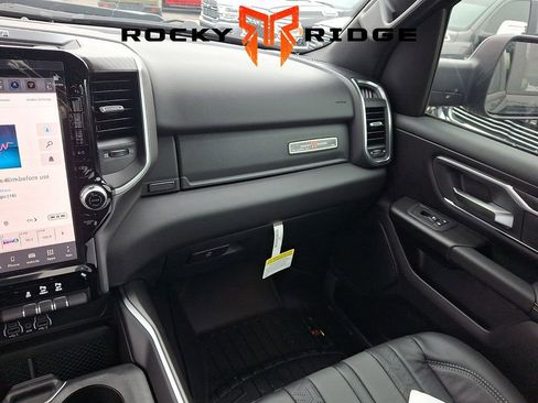 New 2026 RAM 1500 Big Horn AWD/4WD image 11