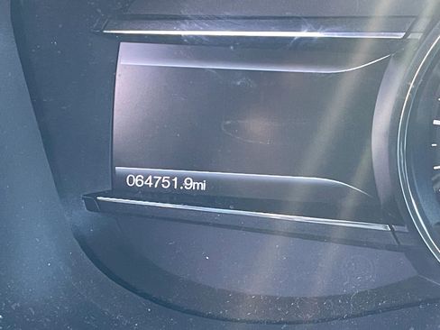 Used 2016 Ford Explorer XLT w/ Equipment Group 202A image 13