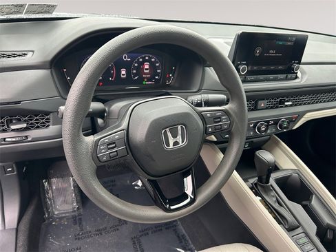 Certified 2023 Honda Accord EX image 12
