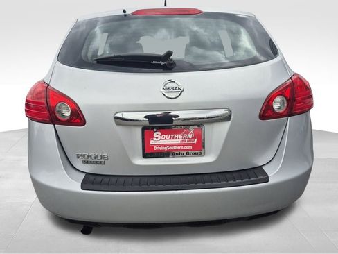 Used 2015 Nissan Rogue S image 5