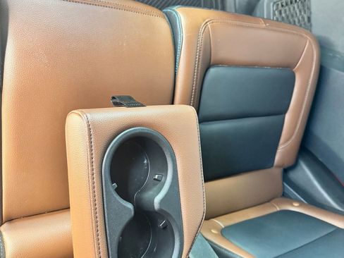 Used 2024 Ford Bronco Outer Banks image 28