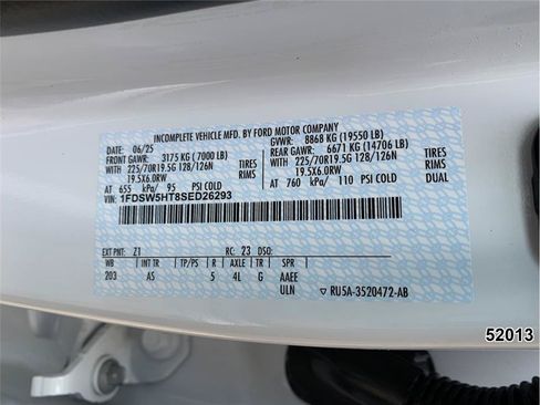 Used 2025 Ford F550 4x4 Crew Cab image 14