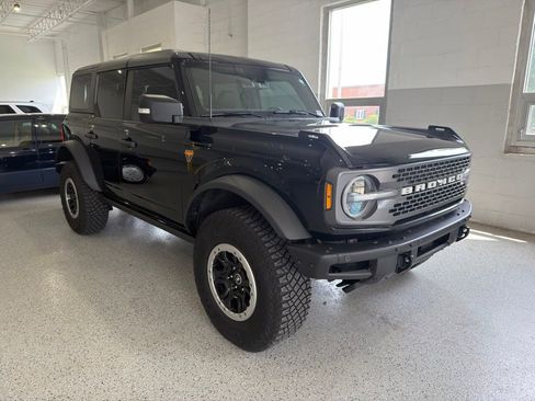 Used 2022 Ford Bronco Badlands AWD/4WD image 2