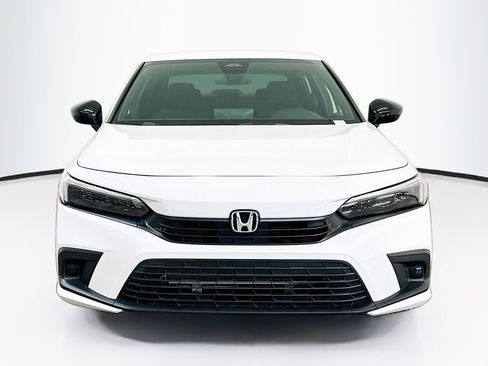 Used 2024 Honda Civic Sport image 2