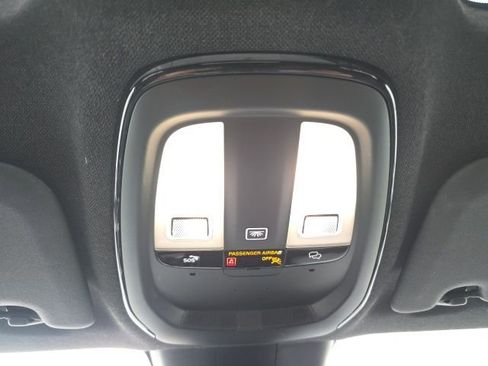 Certified 2023 Volvo C40 P8 Recharge Ultimate image 36