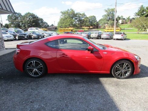 Used 2013 Scion FR-S image 9