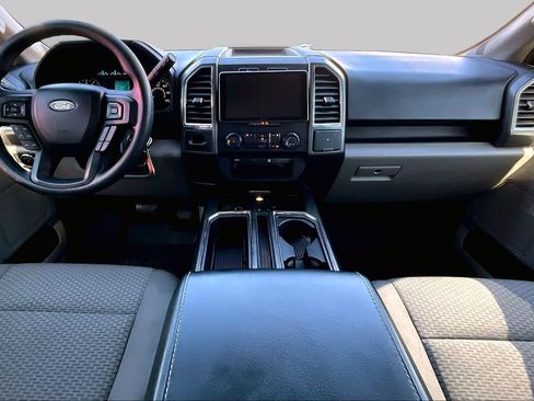 Used 2016 Ford F150 XLT RWD image 16