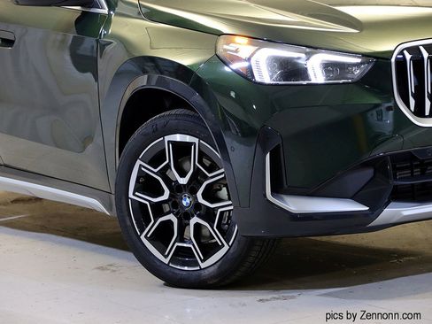 Used 2025 BMW X1 xDrive28i image 3